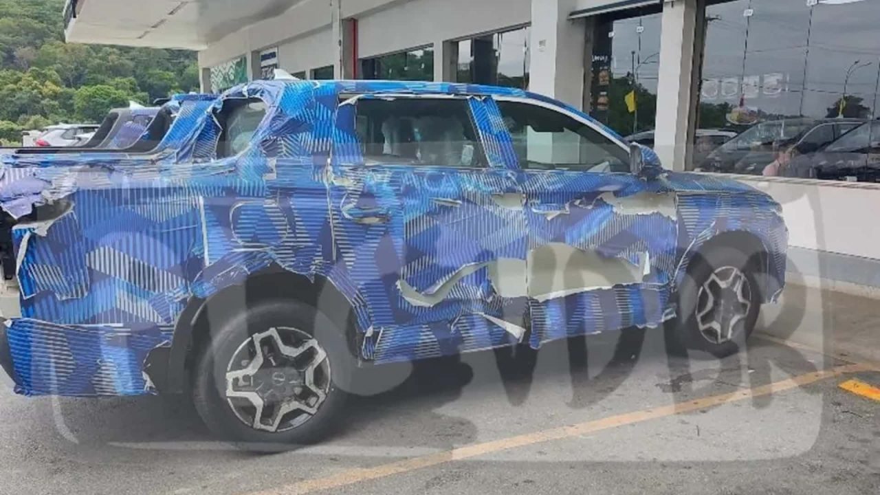 Nova picape híbrida da BYD surge em flagra e mira Toro e Maverick