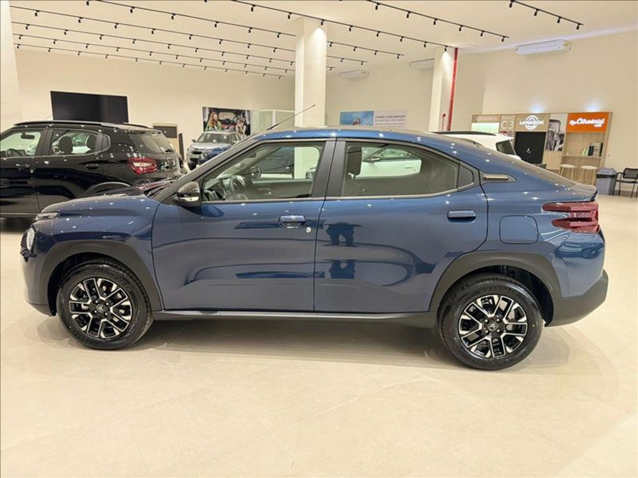 Citroën Basalt Feel Turbo 200 2026: ficha técnica, preço e itens de série