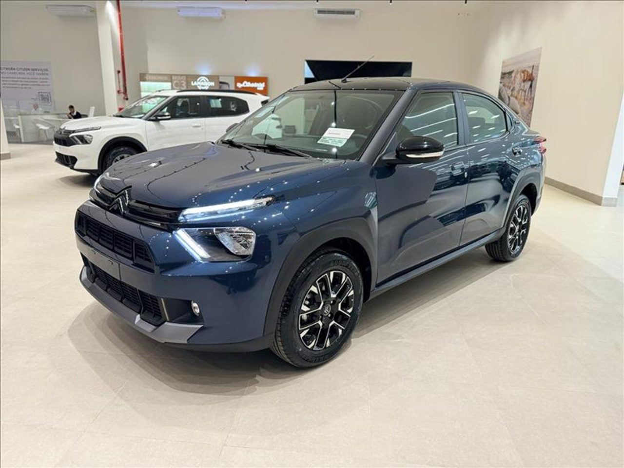 Citroën Basalt Feel Turbo 200 2026: ficha técnica, preço e itens de série