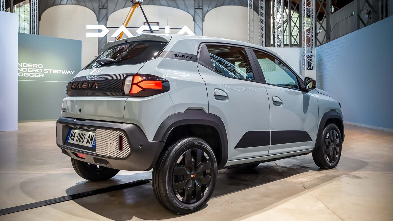 Dacia Spring 2026 revela o que esperar do novo Renault Kwid E-Tech no Brasil