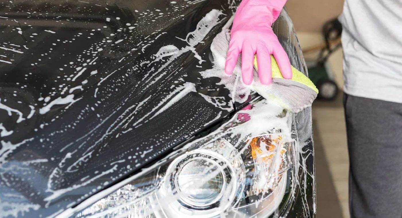 Por que lavar o carro com frequência faz toda a diferença