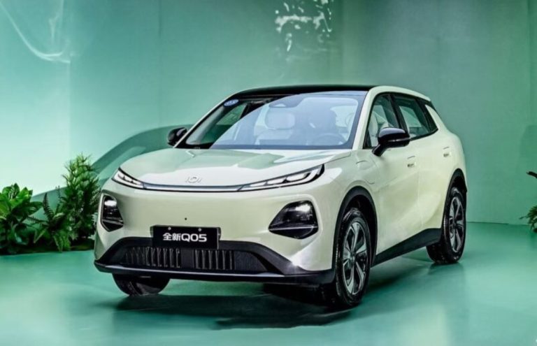 Changan lança pré-venda do Nevo Q05 EV com autonomia de até 506 km