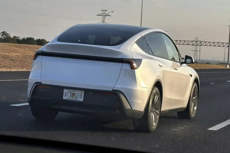 Tesla apresenta Model Y básico com preço próximo ao de SUVs médios no Brasil