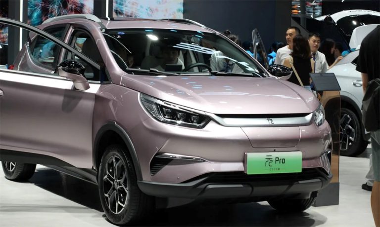 BYD anuncia megarecall de 115 mil carros por falhas de design e bateria