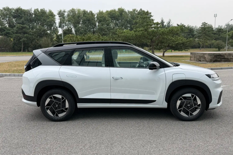 Hyundai lança Elexio EO com 722 km de autonomia pra enfrentar o Geely E5