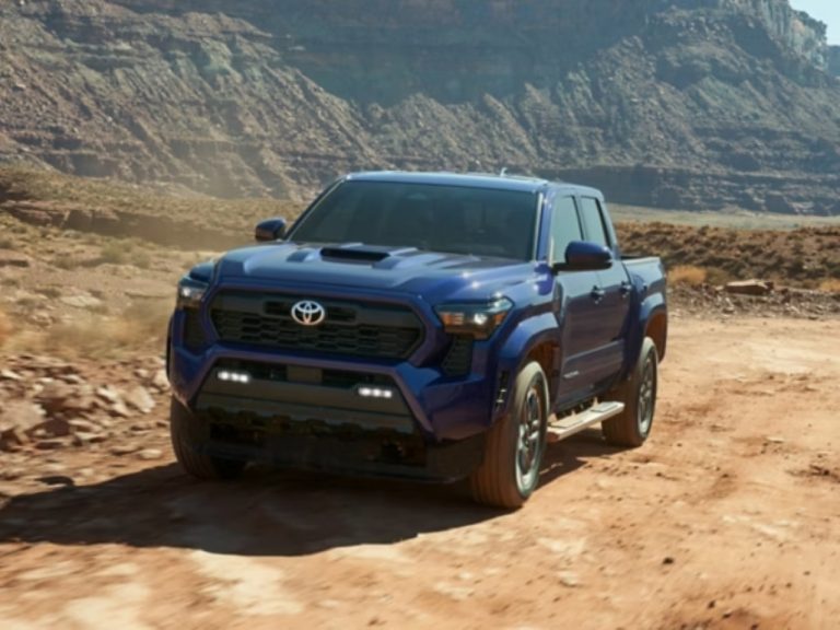 Toyota faz recall de quase 394 mil carros nos EUA por falha na câmera de ré