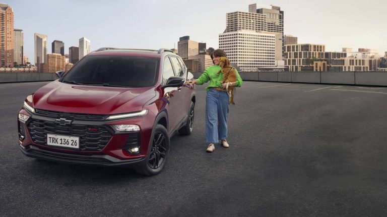 Chevrolet lança recurso inédito de emergência OnStar para pets