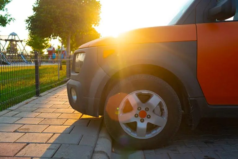 Dicas simples para manter seu carro protegido do sol