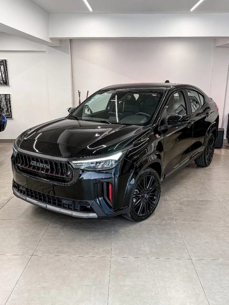Fiat derruba o preço do Fastback Impetus Hybrid 2026 em R$ 21 mil para CNPJ em outubro