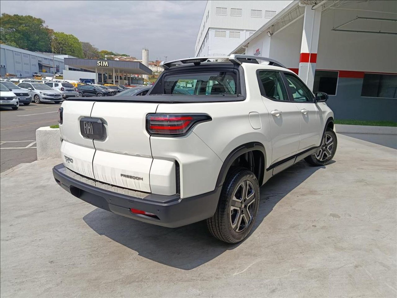 Fiat derruba o preço da Toro Freedom 2026 em R$ 23.992 para CNPJ em outubro