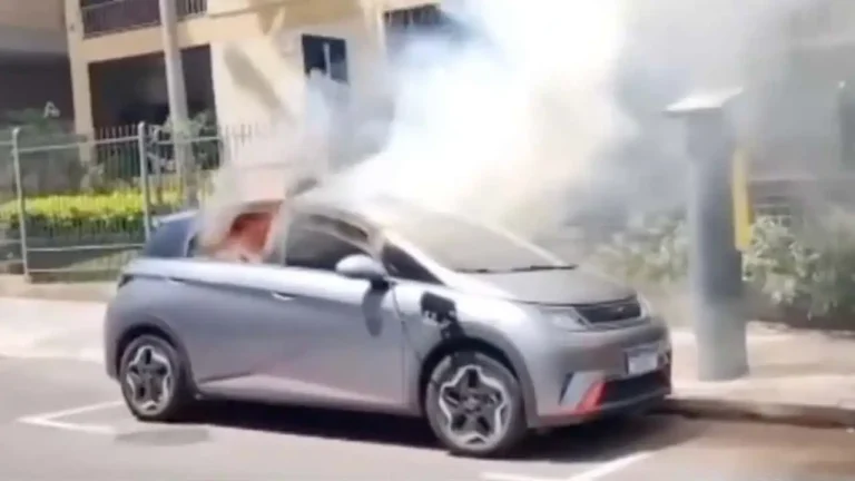 Gambiarra elétrica causa primeiro incêndio em BYD Dolphin no país