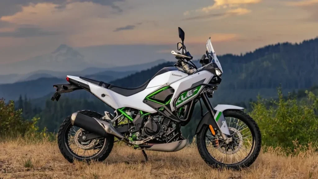 Nova Kawasaki KLE 500 aposta no off-road com motor da Ninja