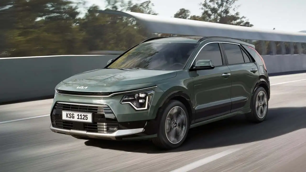 Kia Niro 2026 estreia nas lojas com bônus de R$ 20 mil
