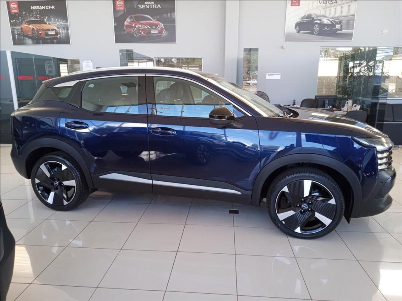 Nissan baixa em R$ 18 mil o preço do Kicks Platinum 2026 para PcD em outubro