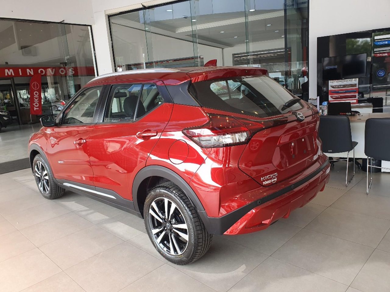 Nissan derruba o preço do Kicks Play Active 2026 em R$ 28 mil para PcD em outubro