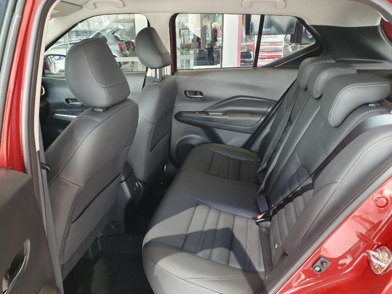 Nissan derruba o preço do Kicks Play Active 2026 em R$ 28 mil para PcD em outubro
