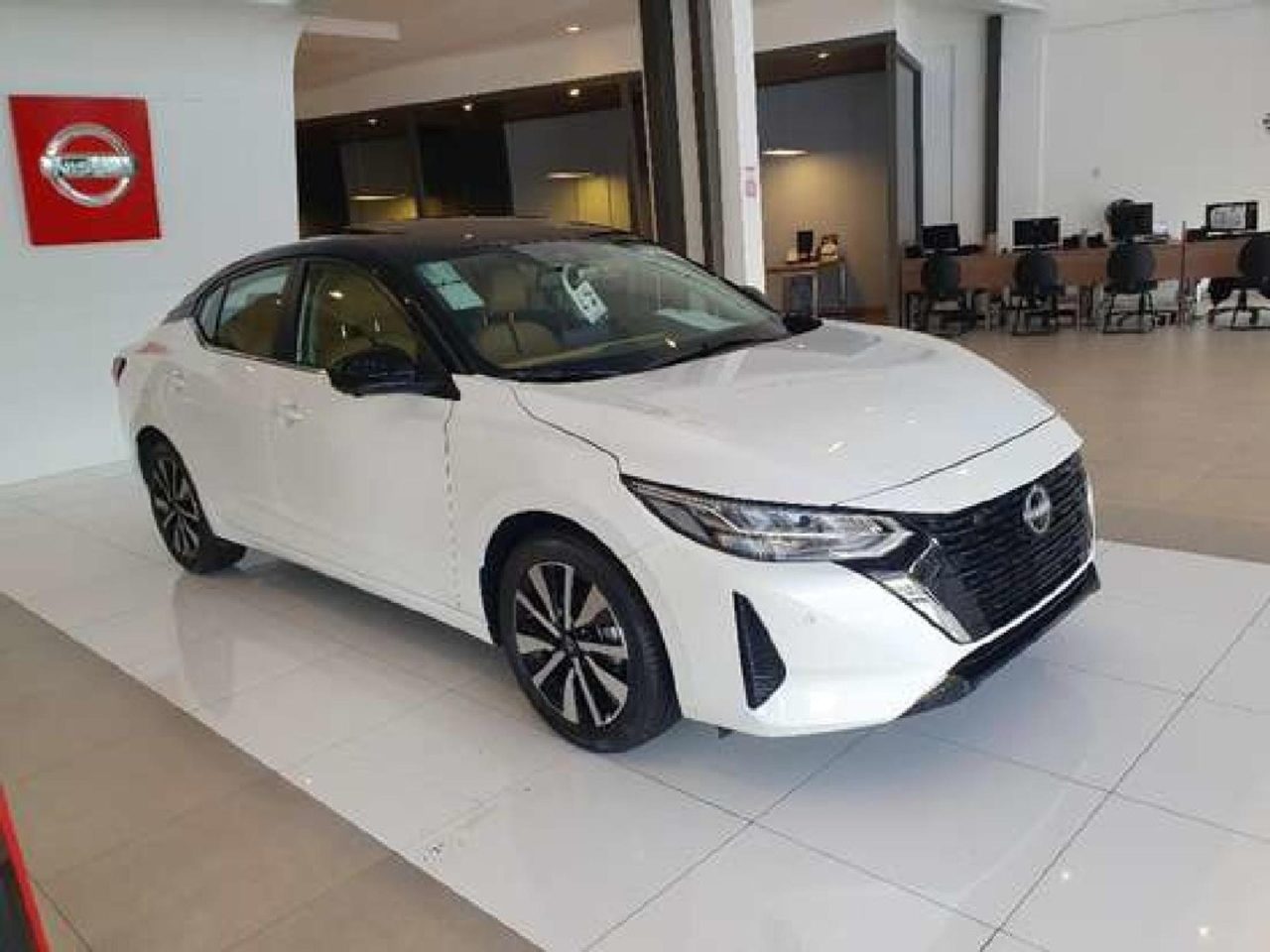 Preço do Nissan Sentra Exclusive é reduzido em R$ 38.800 para PcD em outubro