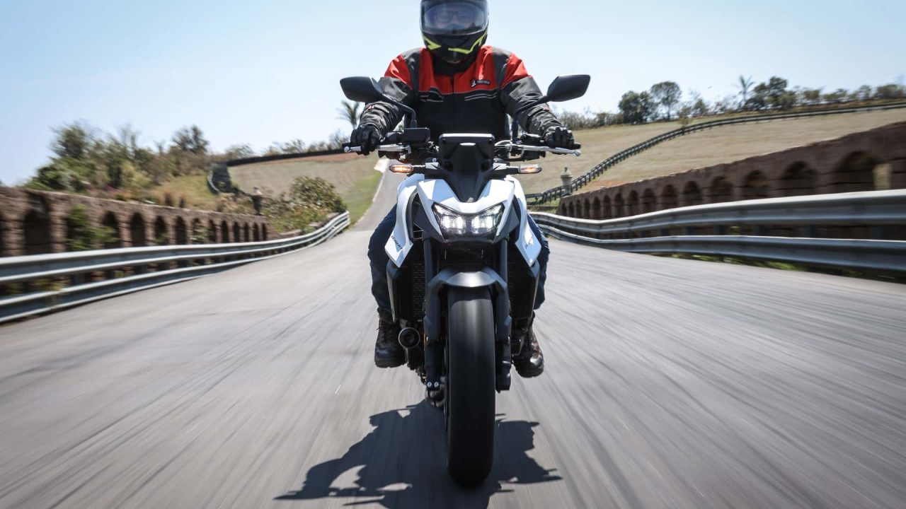 Nova Honda Hornet 750 chega ao Brasil: veja preço e detalhes