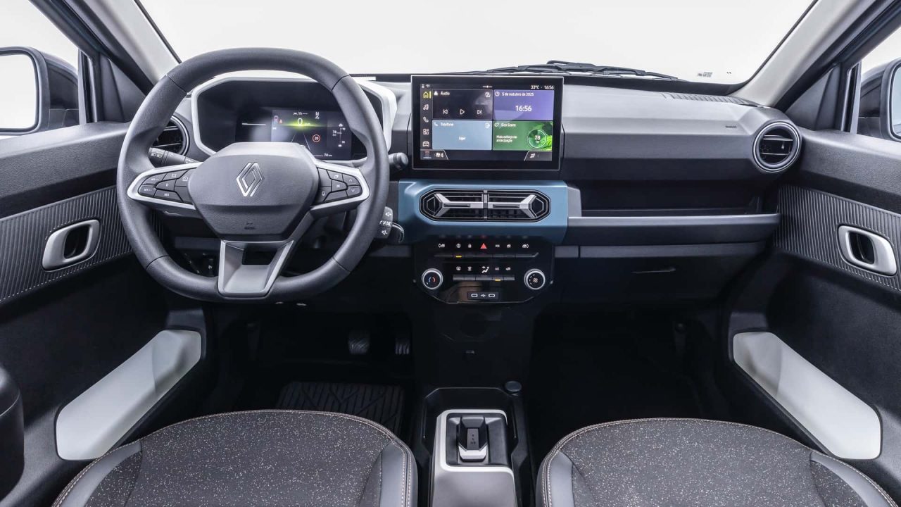 Renault lança Kwid E-Tech por R$ 99.990 para enfrentar o BYD Dolphin Mini