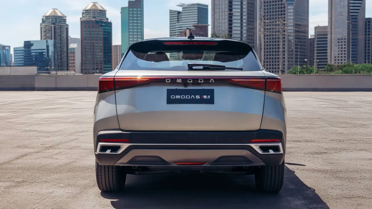 Omoda 5 HEV chega ao Brasil com preço para brigar com o Nissan Kicks
