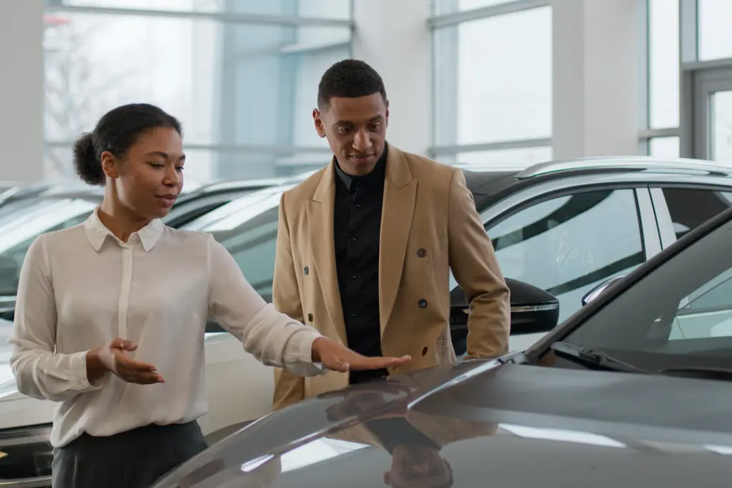 Qual é a melhor época para comprar carro no Brasil?