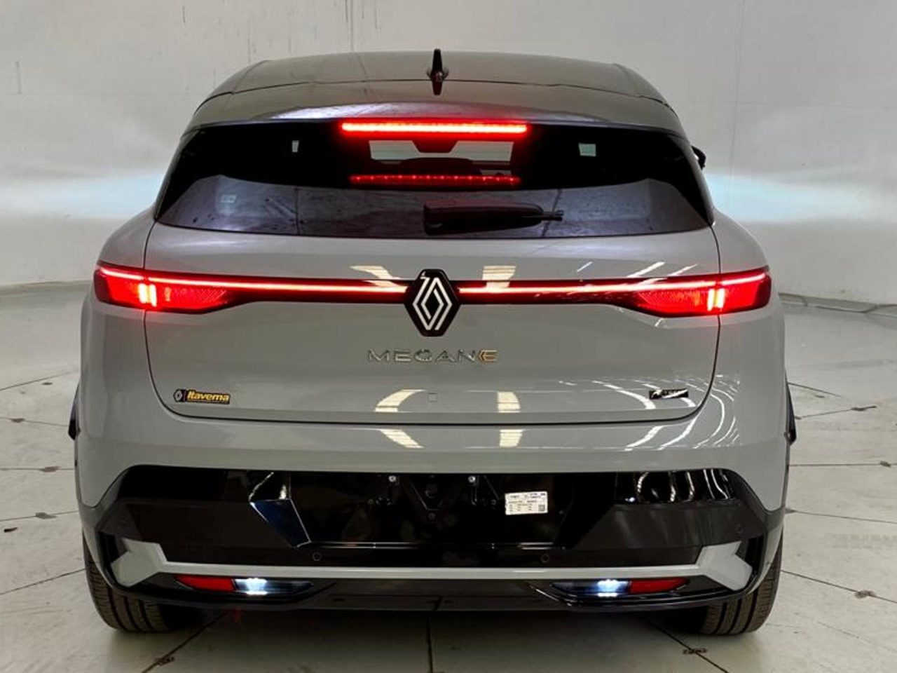 Renault descarta volta do Megane a combustão