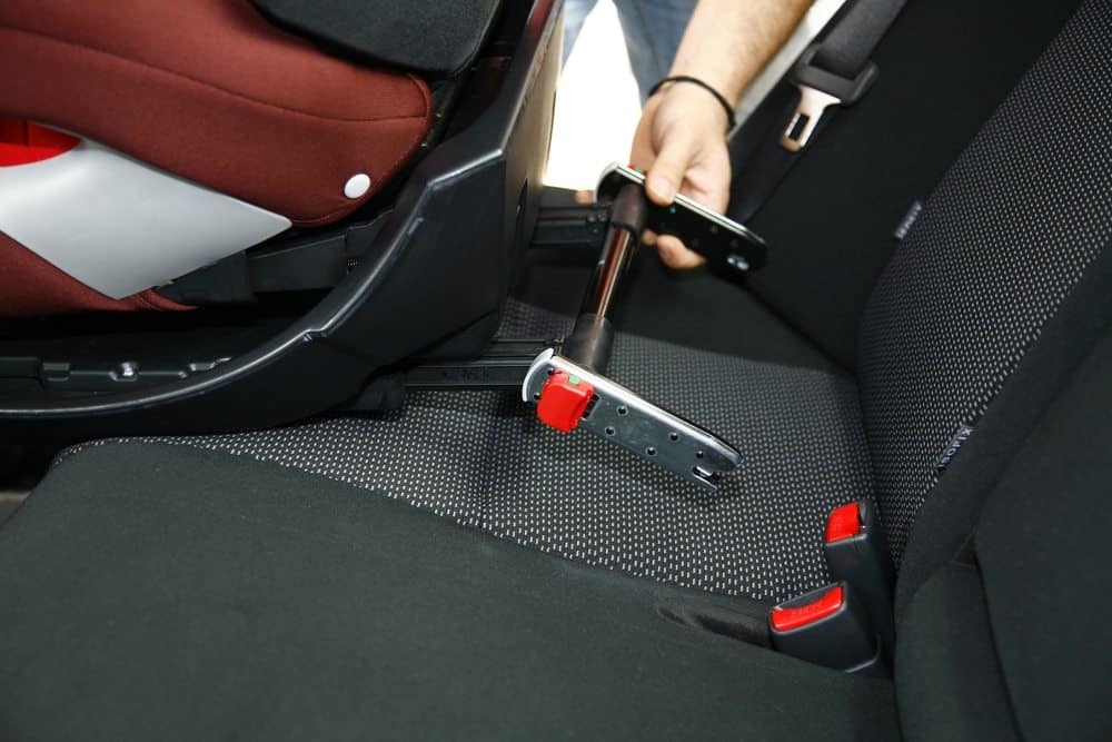 Você sabe como usar o Isofix e proteger melhor seu filho?