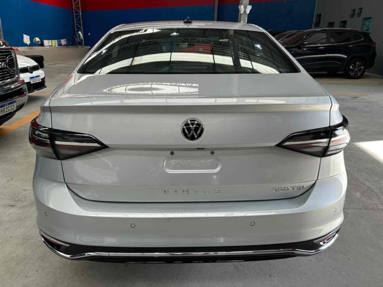 Volkswagen derruba o preço do Virtus Highline 2026 em R$ 29.863 para PcD em outubro