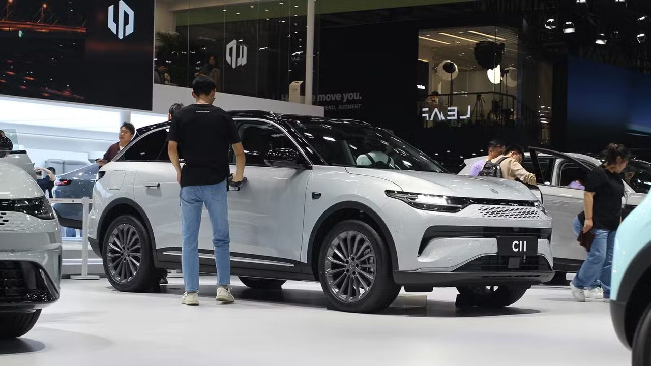 Leapmotor passa de 500 mil carros vendidos e mantém plano de 1 milhão até 2026