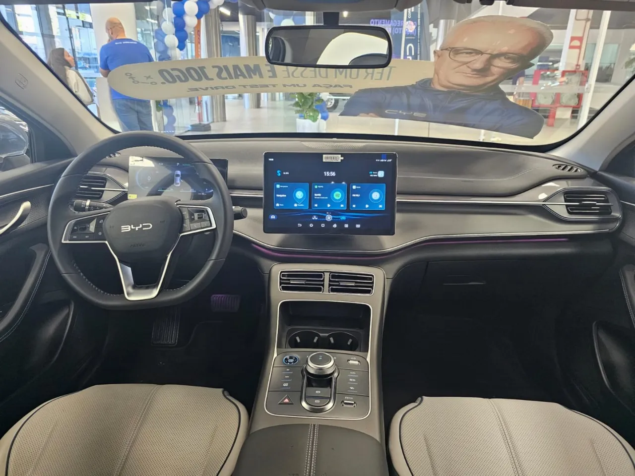 Preço do BYD King 2026 é reduzido em R$ 37,9 mil para PcD em novembro