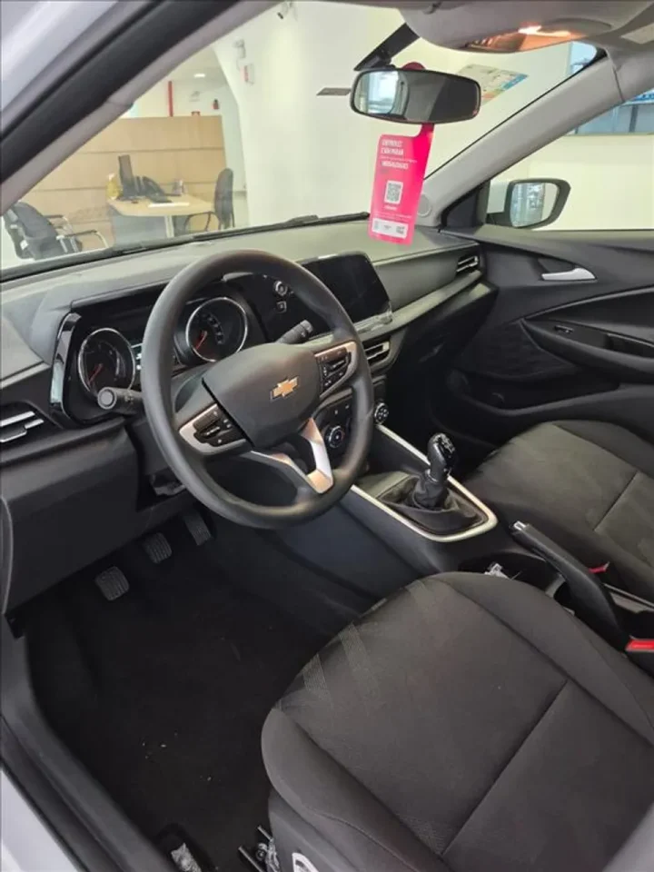 Novo líder em novembro: Chevrolet Onix ultrapassa a Fiat Strada nas vendas
