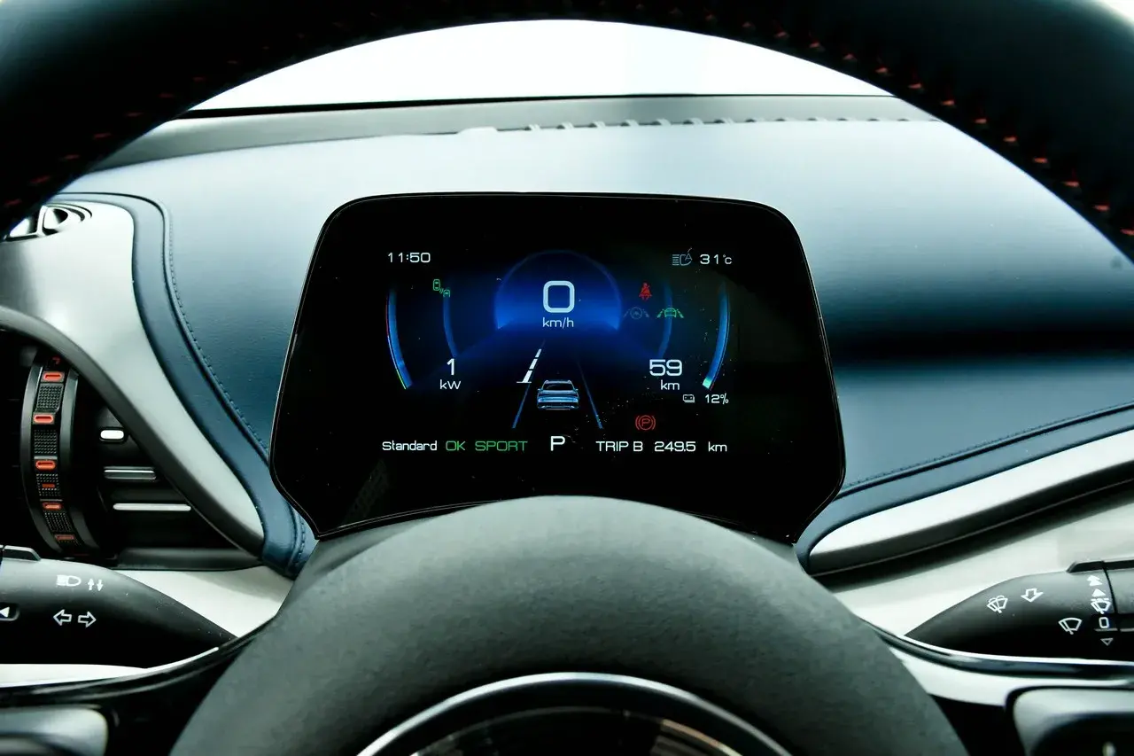 Descubra como aumentar a autonomia do seu carro elétrico