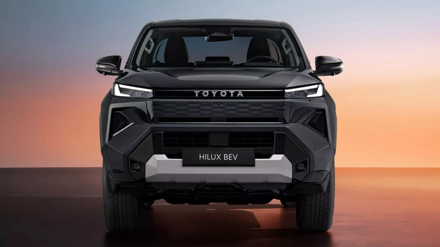 Toyota garante Hilux elétrica “acessível”, mas preço deve seguir alto