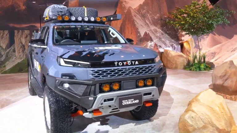Nova Toyota Hilux 2026 estreia versões off-road e opção para camping