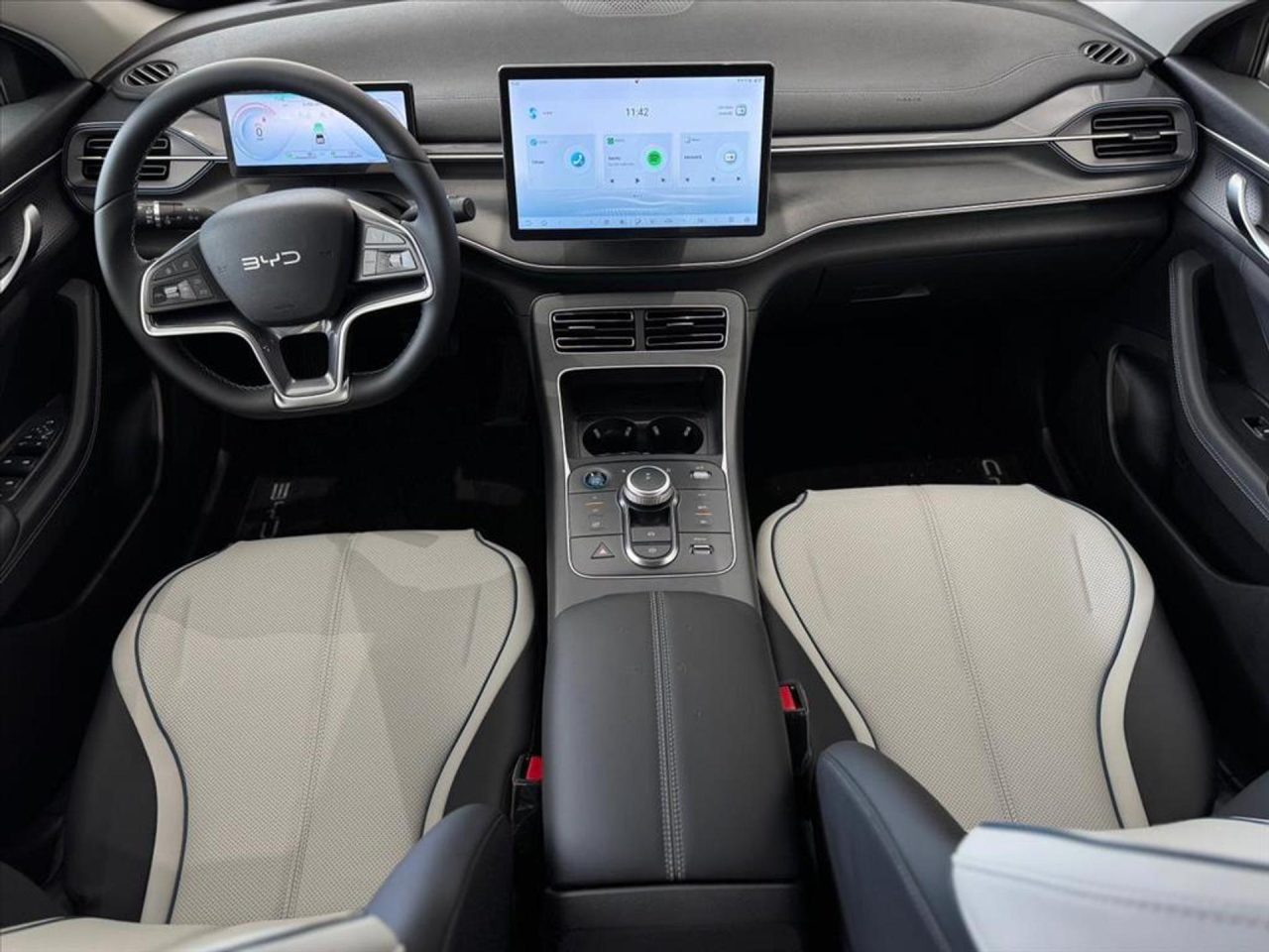 BYD corta R$ 37 mil do preço do King GL 2026 para PcD em novembro