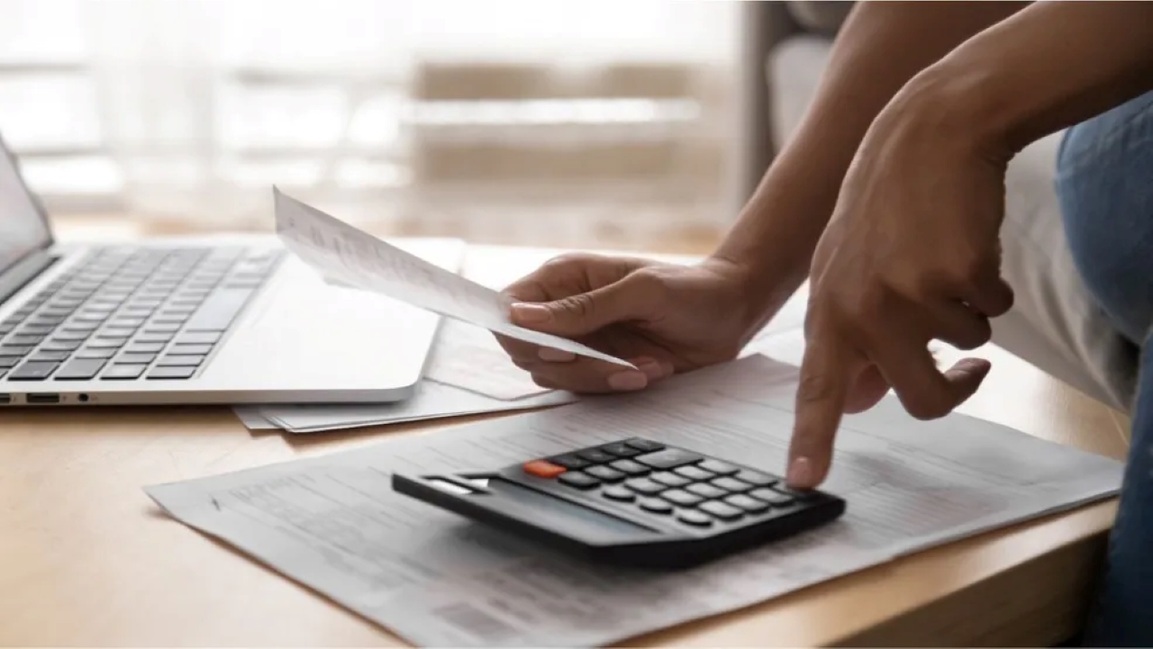 Consórcio ou financiamento: descubra qual pesa menos no bolso