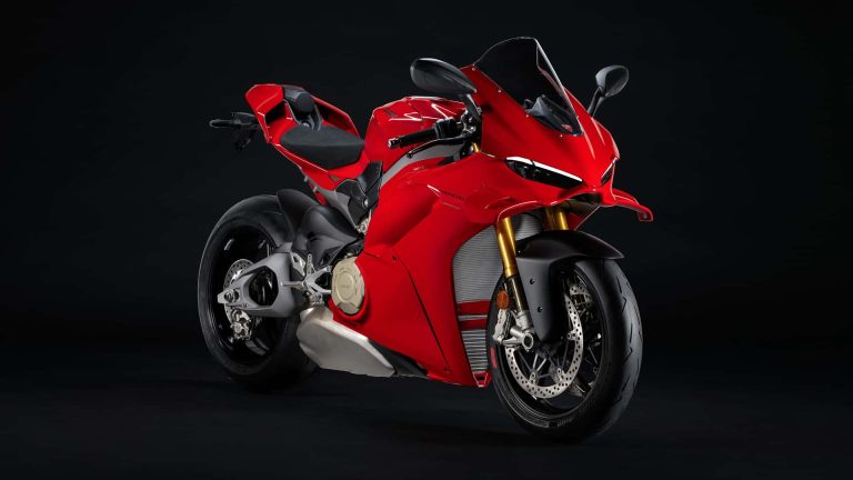 Ducati lança nova Panigale V4 no Brasil por R$ 169.990