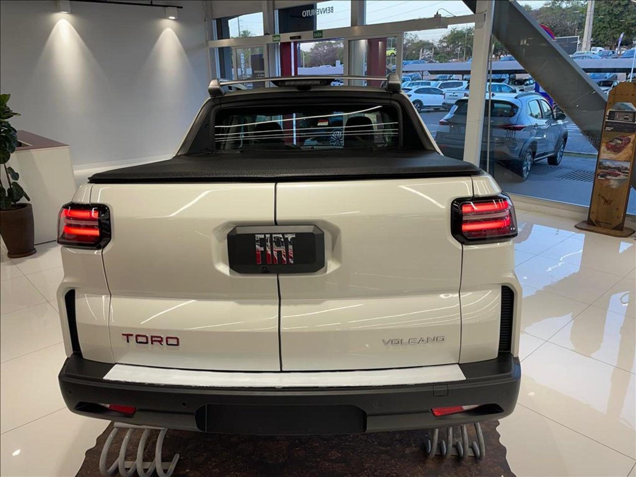 Fiat corta R$ 27.500 do preço do Toro Ultra 2026 para CNPJ em novembro