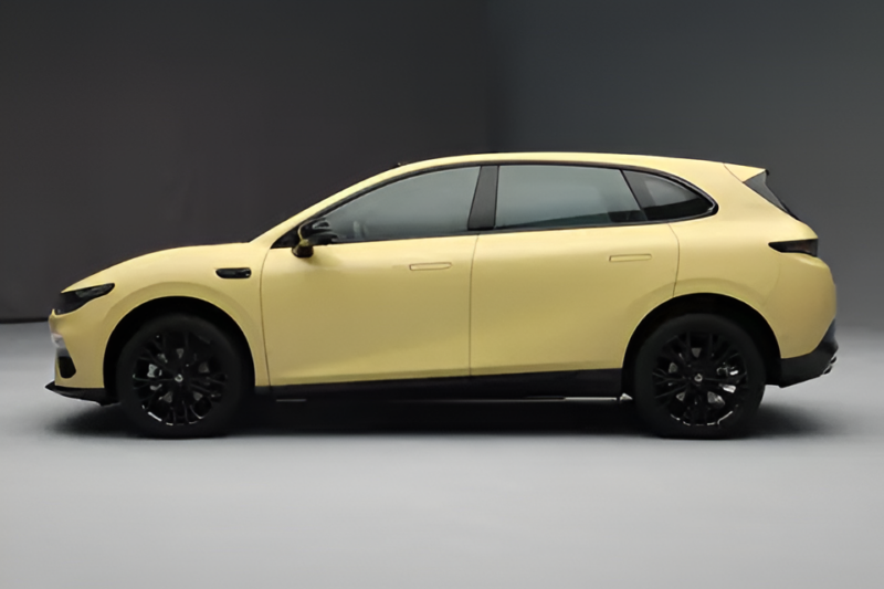 Novo Leapmotor B05 inicia pré-venda e promete até 605 km por carga