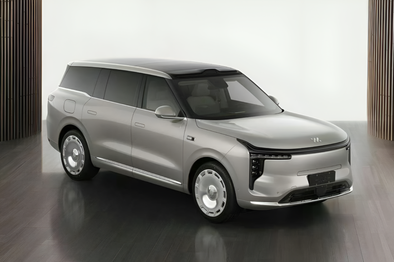Após críticas, diretor da IM Motors defende SUV LS9 com chuveiro e piso aquecido