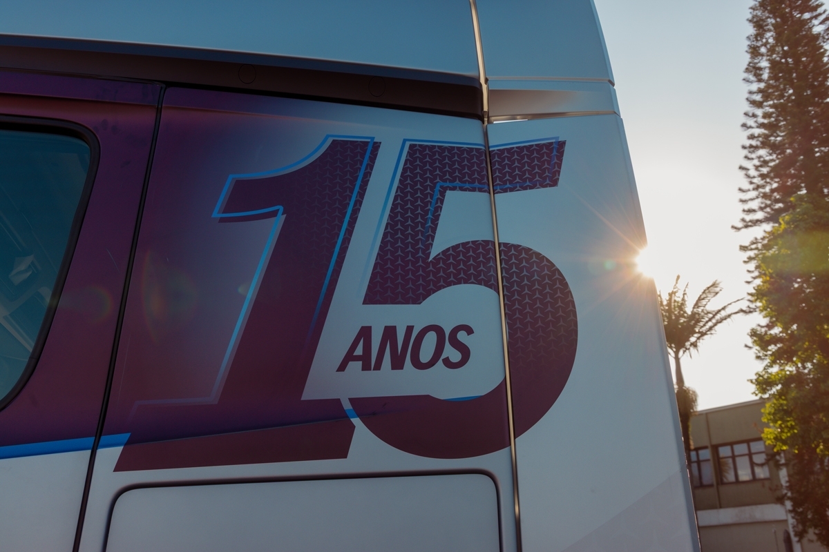 Mercedes-Benz lança série comemorativa pelos 15 anos do Actros