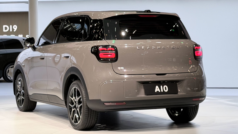 Leapmotor A10: pequeno crossover elétrico abre reservas na China