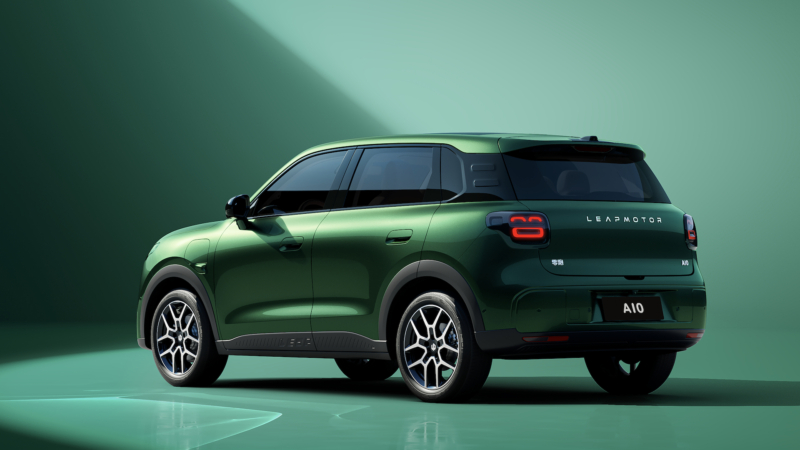 Leapmotor A10: pequeno crossover elétrico abre reservas na China