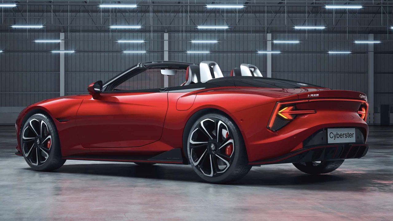 MG Motor estreia no Brasil com trio de elétricos e alma britânica