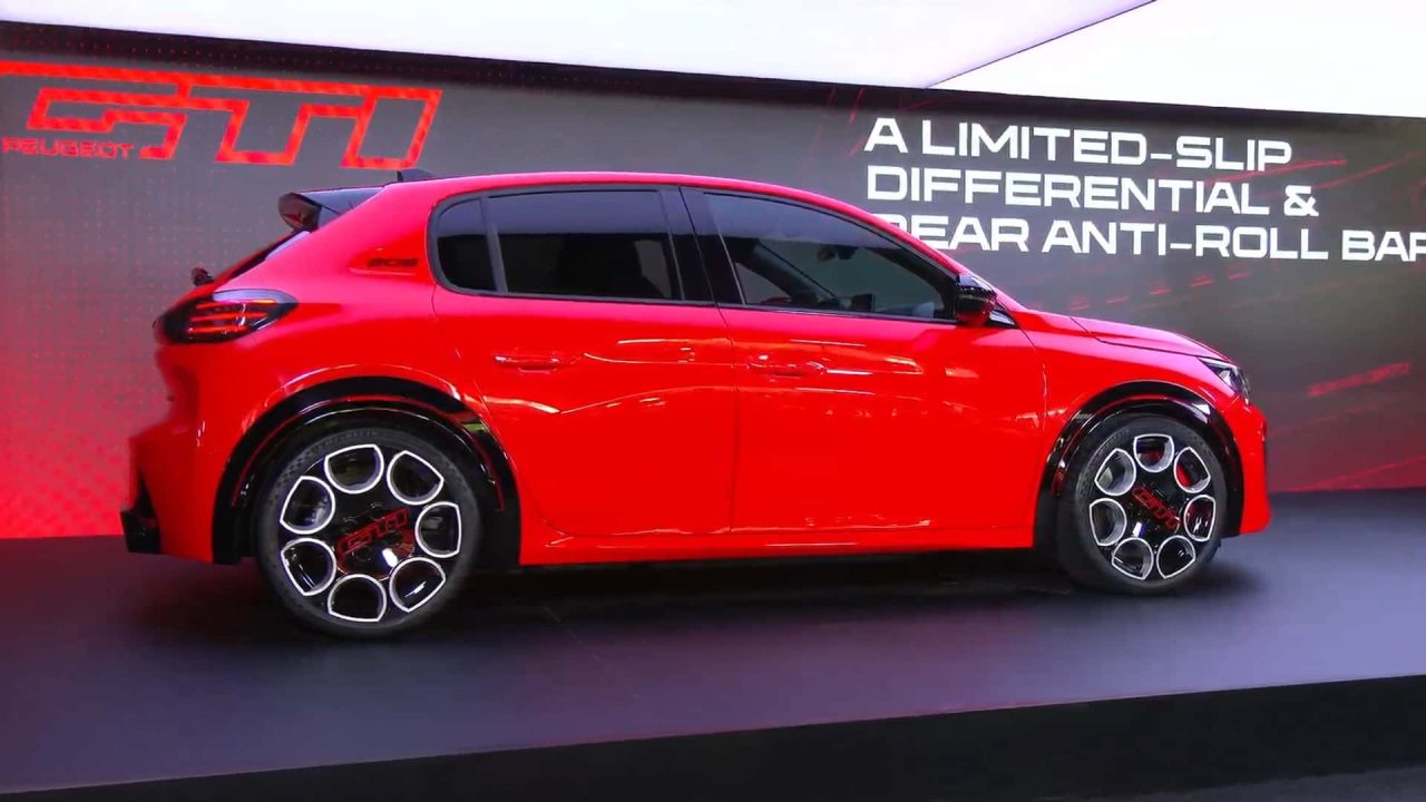 Peugeot leva o novo E-208 GTi ao Salão do Automóvel