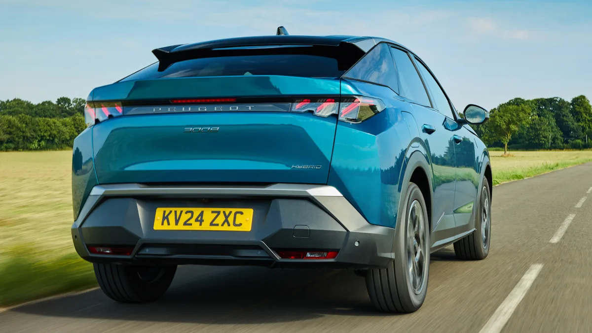 Peugeot 3008 GT faz sua estreia no Brasil durante o Salão do Automóvel