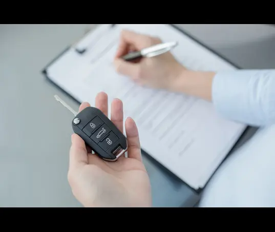 Vale a pena refinanciar o carro? Entenda antes de decidir
