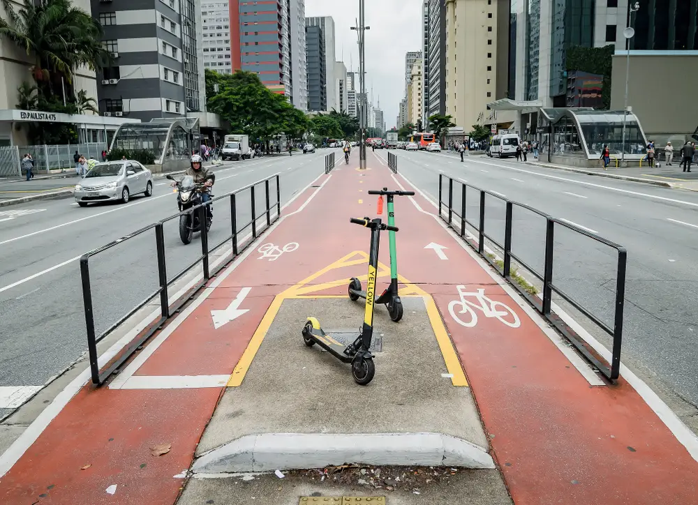 Contran aperta regras e redefine uso de ciclomotores, e-bikes e patinetes