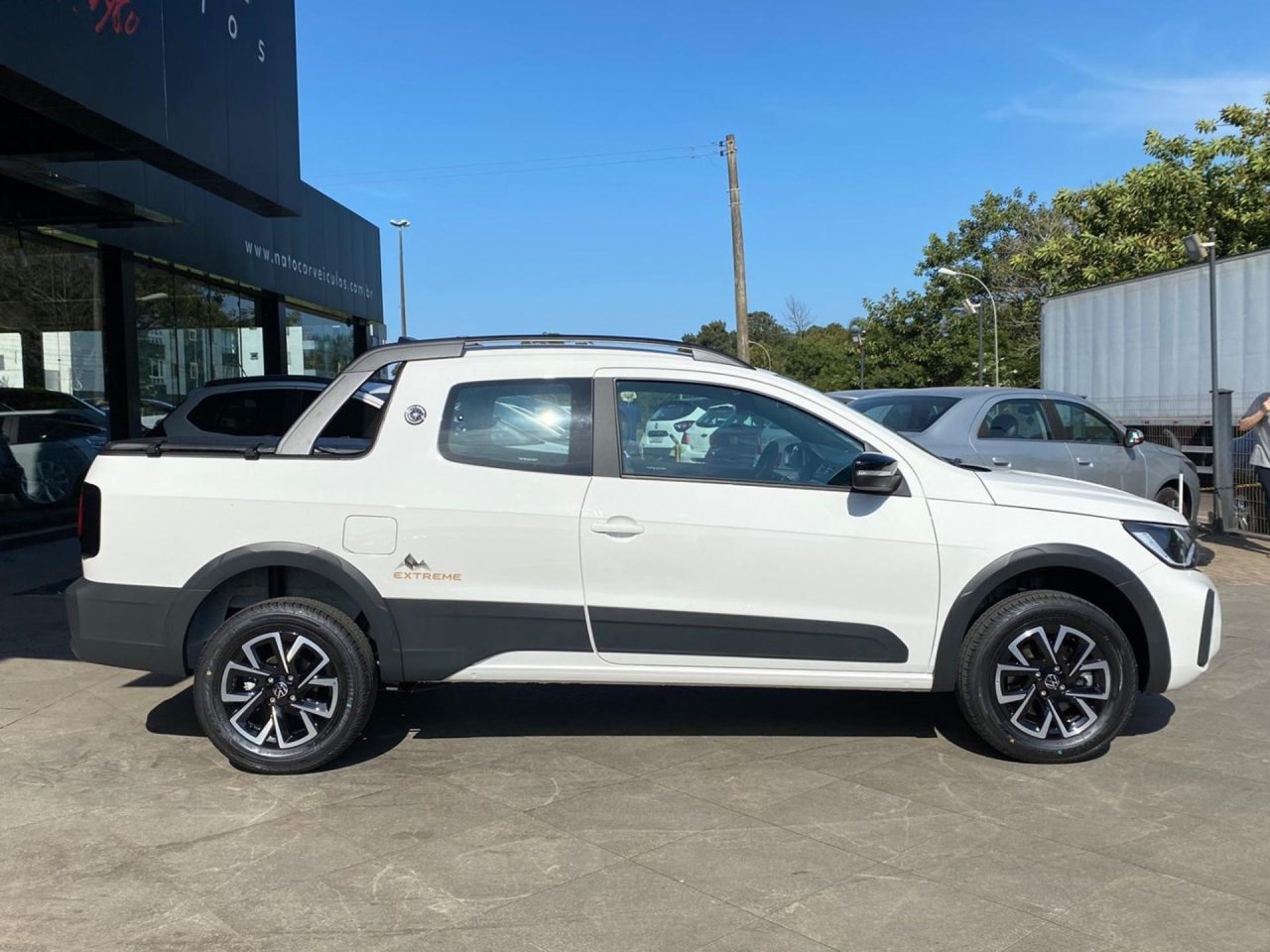 Volkswagen reduz em R$ 19.723 o preço da Saveiro Extreme 2026 para CNPJ em novembro