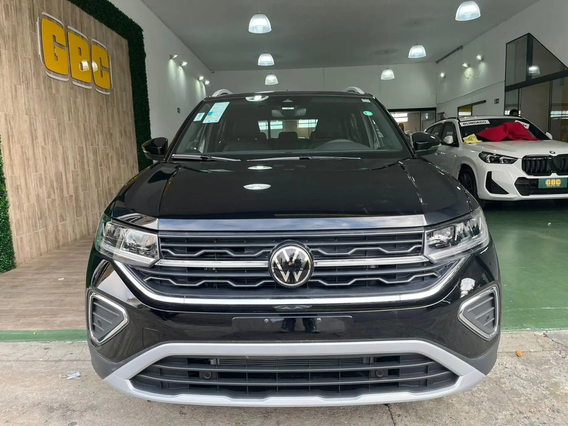 Volkswagen T-Cross Highline 2026 tem queda de R$ 38,8 mil para PcD em novembro